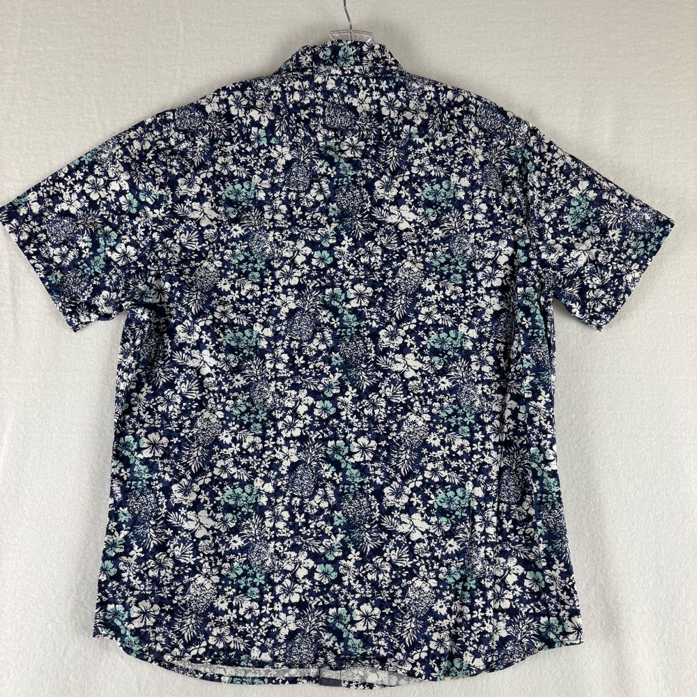 Lee, Floral/Pineapple Print, Shirt Regular Fit, Button Down, Short Sleeve Size L - Picture 5 of 10